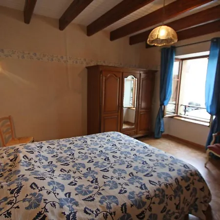 Maison Authentique Avec Cheminee, Grand Jardin, Activites Et Proche De Vittel - Fr-1-589-119 Esley