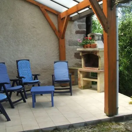 Maison Authentique Avec Cheminee, Grand Jardin, Activites Et Proche De Vittel - Fr-1-589-119 Nyaraló Esley