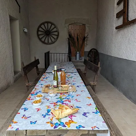 Nyaraló Maison Authentique Avec Cheminee, Grand Jardin, Activites Et Proche De Vittel - Fr-1-589-119 *